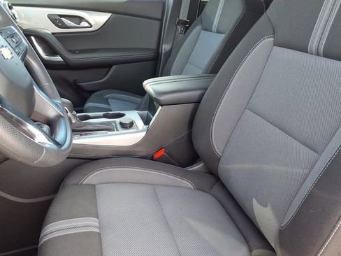 Used 2024 Chevrolet Blazer LT w/ Convenience Package image 3