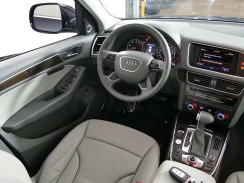 Used 2014 Audi Q5 2.0T Premium Plus w/ Premium Plus Package AWD/4WD image 22