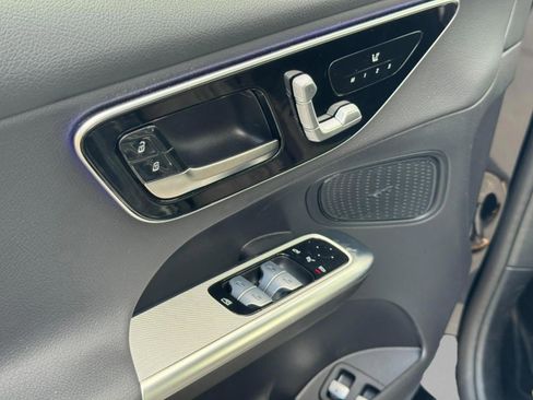 Certified 2025 Mercedes-Benz GLC 350e GLC 350e image 29