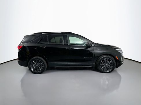 Used 2022 Chevrolet Equinox RS w/ RS Leather Package image 5