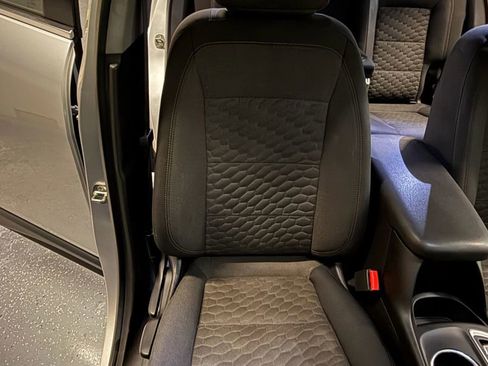 Used 2020 Chevrolet Equinox LT image 21