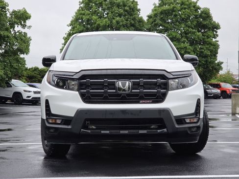 Certified 2025 Honda Ridgeline Sport image 17