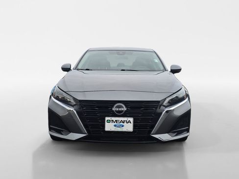 Used 2024 Nissan Altima 2.5 SL image 9