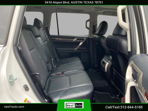Used 2015 Lexus GX 460 w/ Premium Package AWD/4WD image 31