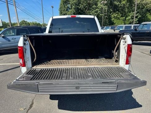 Used 2015 Ford F150 XLT AWD/4WD image 8