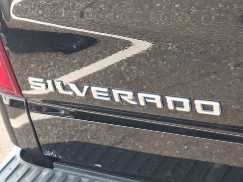 Certified 2024 Chevrolet Silverado 1500 High Country AWD/4WD image 32