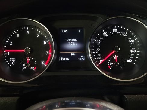 Used 2017 Volkswagen Jetta GLI image 23