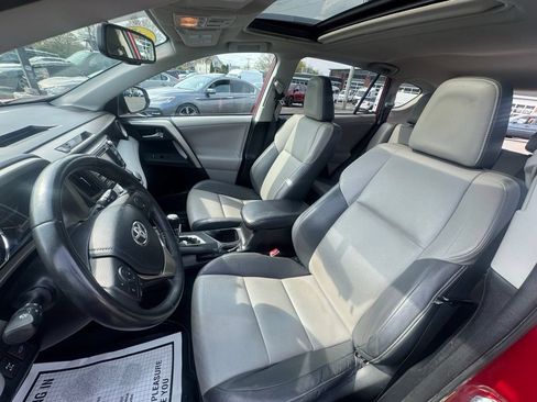 Used 2013 Toyota RAV4 Limited AWD/4WD image 29