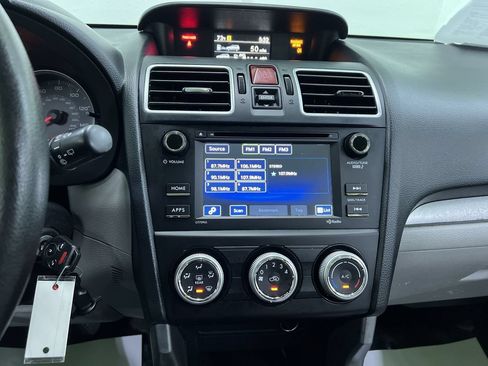 Used 2018 Subaru Forester 2.5i AWD/4WD image 21