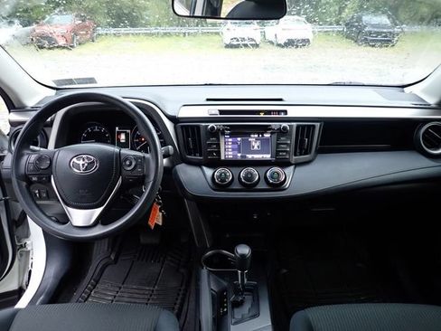Used 2017 Toyota RAV4 LE w/ Carpet Mat Package AWD/4WD image 12