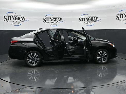 Used 2024 Nissan Versa SV FWD image 27