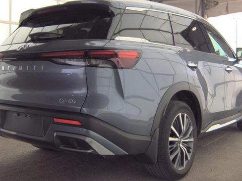 Used 2023 INFINITI QX60 Sensory AWD/4WD image 5