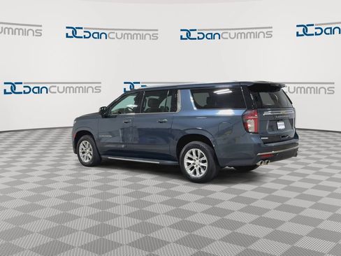 Used 2021 Chevrolet Suburban Premier AWD/4WD image 6