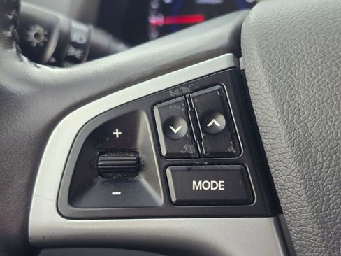 Used 2014 Hyundai Accent SE w/ Option Group 3 image 19