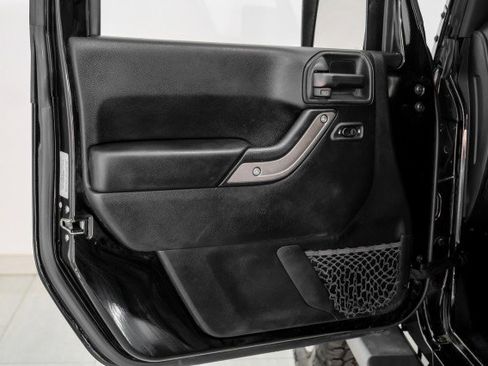 Used 2017 Jeep Wrangler Unlimited Sport w/ Quick Order Package 24S image 32