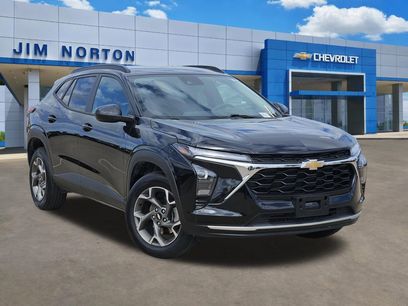Used 2025 Chevrolet Trax LT w/ Driver Confidence Package