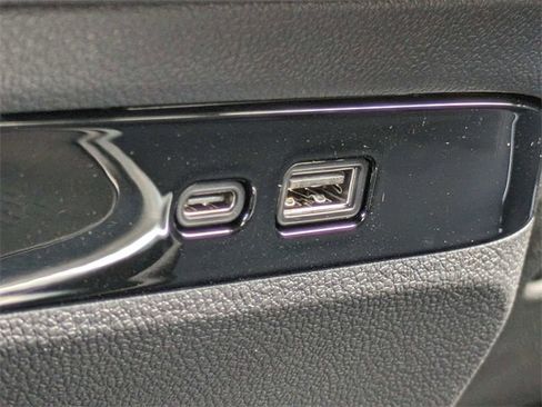 New 2025 Buick Enclave Preferred image 23