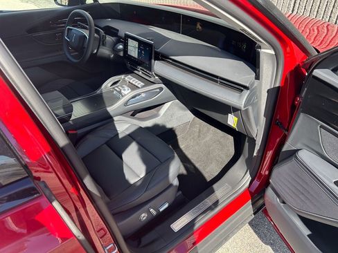 New 2026 Lincoln Nautilus Premier image 20