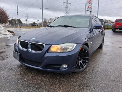 Used 2011 BMW 328i xDrive Sedan image 1