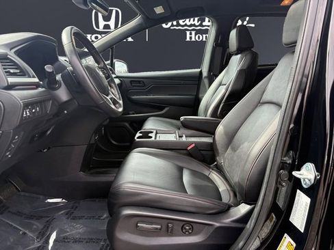 Certified 2025 Honda Odyssey Sport-L image 9