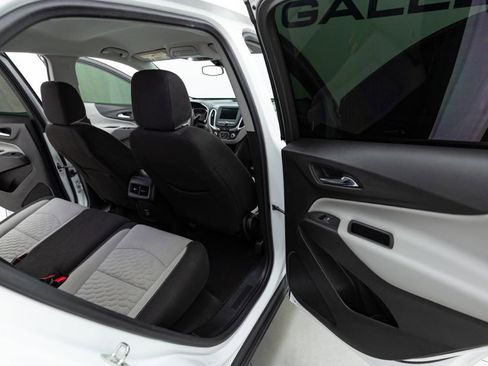 Used 2019 Chevrolet Equinox LT image 39