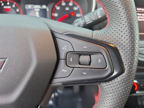 Used 2023 Chevrolet TrailBlazer RS AWD/4WD image 11