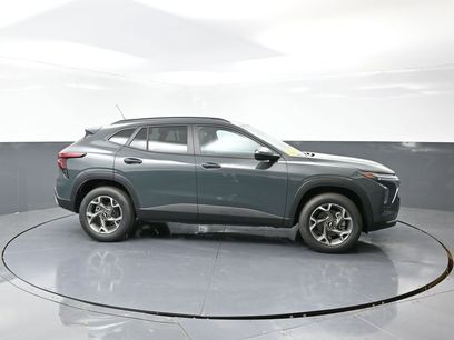 New 2025 Chevrolet Trax LT w/ Driver Confidence Package