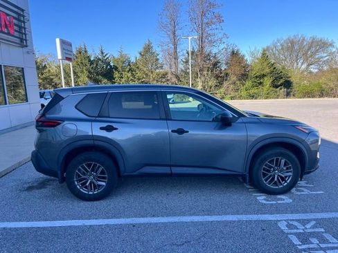 Certified 2021 Nissan Rogue S image 8