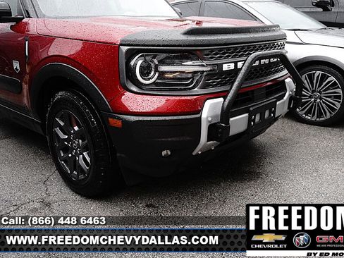 Used 2025 Ford Bronco Sport Big Bend AWD/4WD image 2