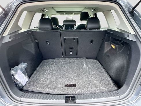 Used 2022 Volkswagen Taos SE FWD image 28