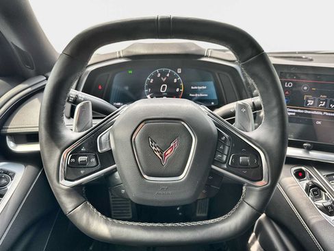 Used 2022 Chevrolet Corvette Stingray Preferred Cpe w/ Z51 Performance Package RWD image 19