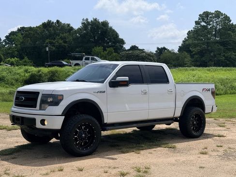 Used 2014 Ford F150 FX4 w/ Equipment Group 402A Luxury AWD/4WD image 1