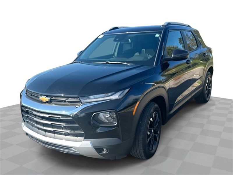 Certified 2022 Chevrolet TrailBlazer LT w/ Convenience Package image 1