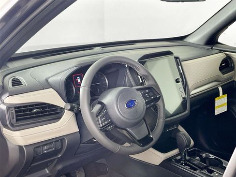 Used 2026 Subaru Forester Premium image 9