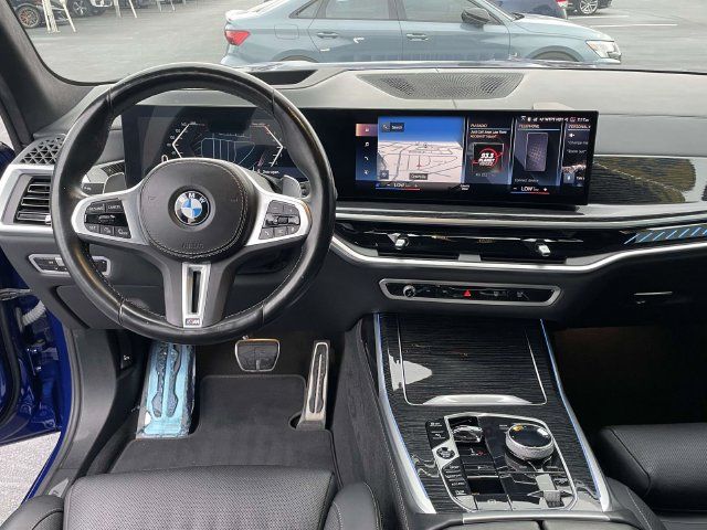 Used 2023 BMW X7 M60i w/ Executive Package AWD/4WD image 13