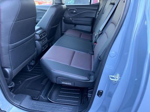 New 2026 Honda Ridgeline Black Edition image 5