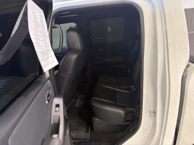 Certified 2022 Nissan Frontier PRO-4X w/ Pro-4X Premium Package AWD/4WD image 9