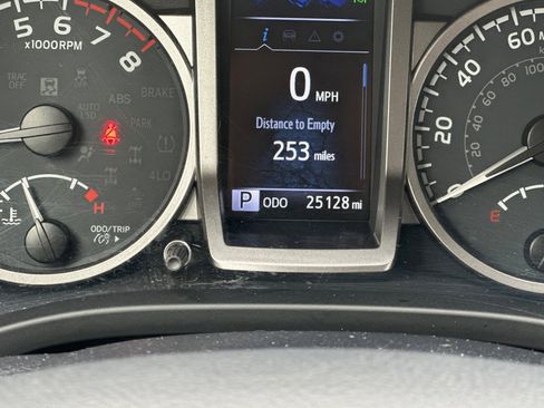 Certified 2023 Toyota Tacoma SR5 image 23