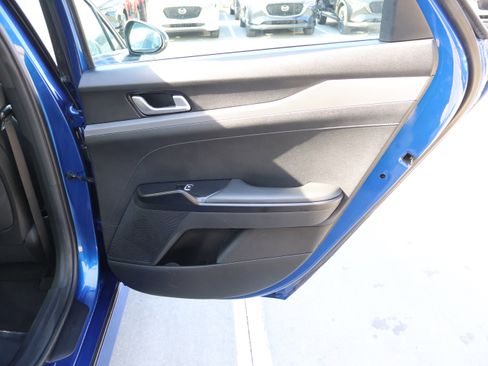 Used 2023 Kia K5 GT-Line image 12