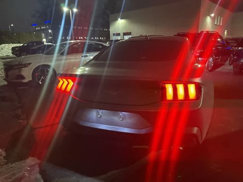 Used 2024 Ford Mustang Coupe image 11