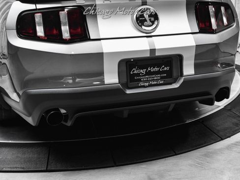 Used 2010 Ford Mustang Shelby GT500 image 31