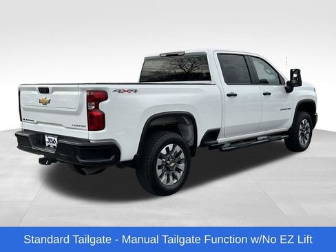 Used 2025 Chevrolet Silverado 2500 Custom w/ Custom Value Package image 24