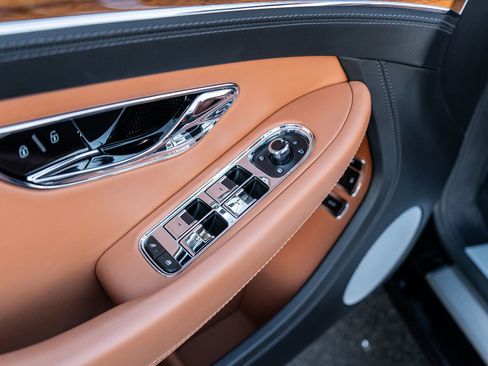 Certified 2023 Bentley Continental GT Mulliner image 24