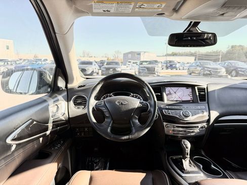 Used 2019 INFINITI QX60 Luxe w/ Essential Package image 40