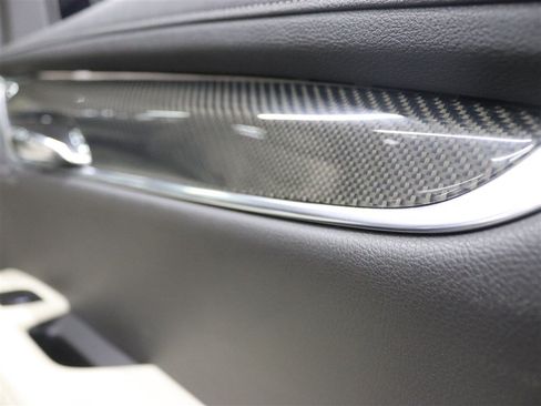 Used 2021 Cadillac XT6 Sport AWD/4WD image 38