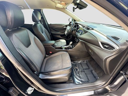 Used 2021 Buick Encore GX Preferred w/ Sport Touring Package FWD image 28