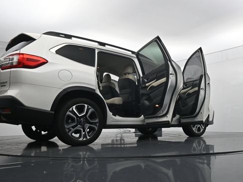 Used 2024 Subaru Ascent Limited AWD/4WD image 43