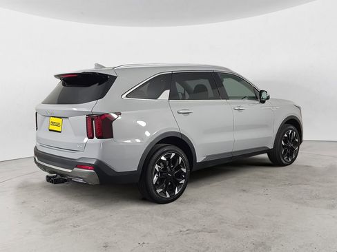 Used 2026 Kia Sorento EX image 5
