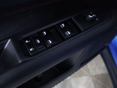 Used 2025 Jeep Compass Trailhawk AWD/4WD image 31