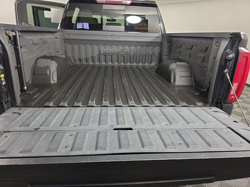 Used 2020 GMC Sierra 1500 SLT w/ SLT Premium Plus Package AWD/4WD image 35